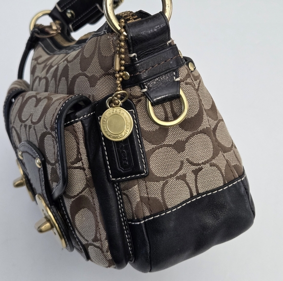 EXCELLENT COACH 65TH ANNIVERSARY LEGACY DOUBLE TURNLOCK SIGNATURE BAG - Picture 5 of 11